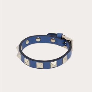 Valentino Garavani Rockstud Bracelet in Leather & Metal - Blue